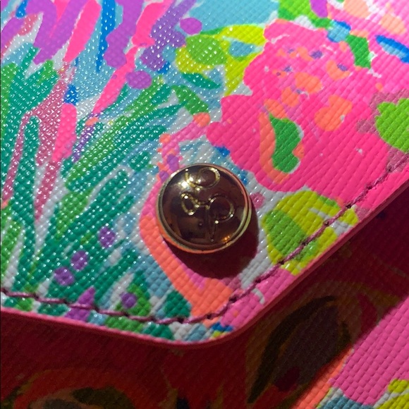 Lilly Pulitzer Sunglass Case - Picture 9 of 9